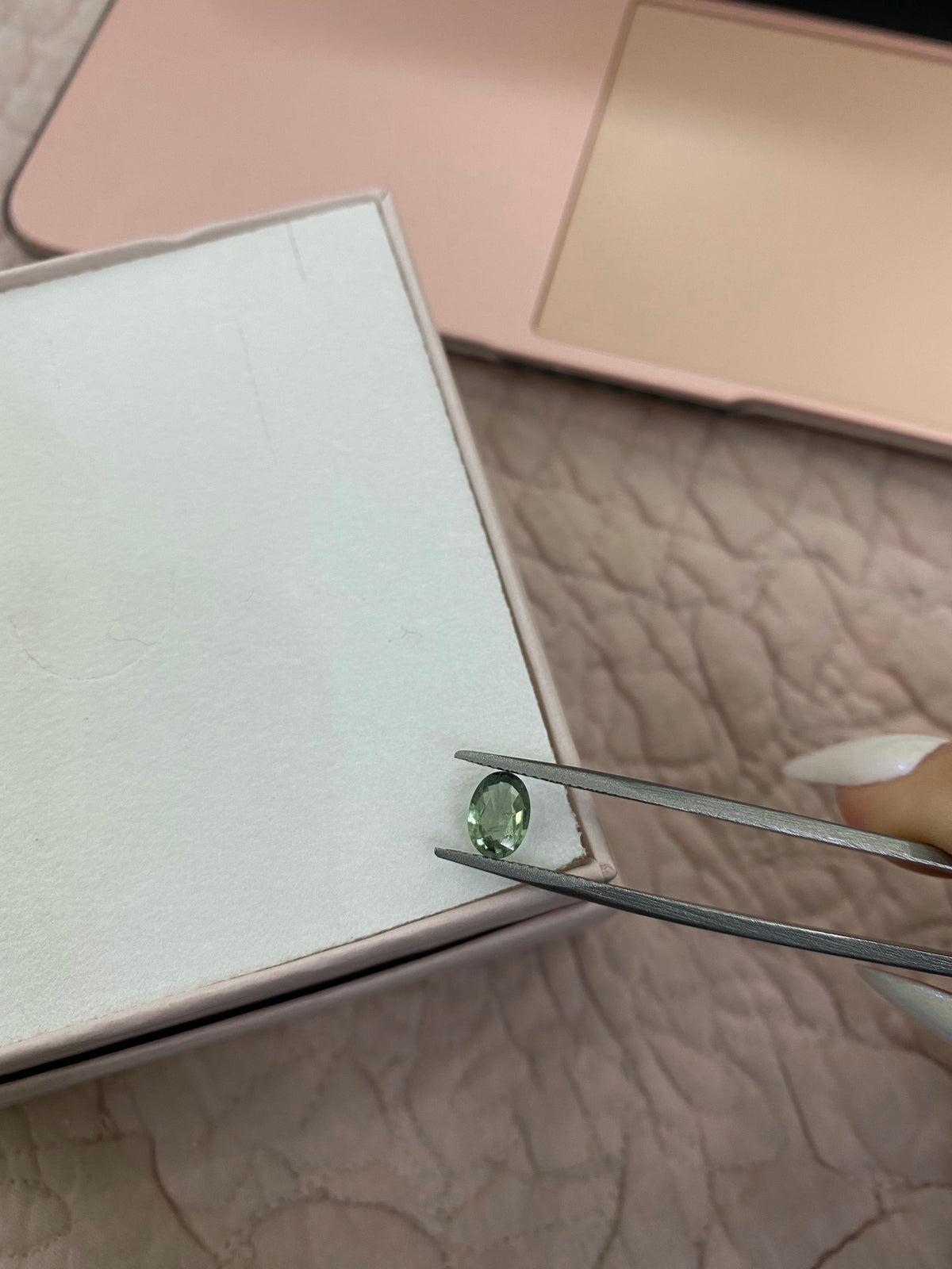 GREEN SAPPHIRE – CREATE YOUR RING