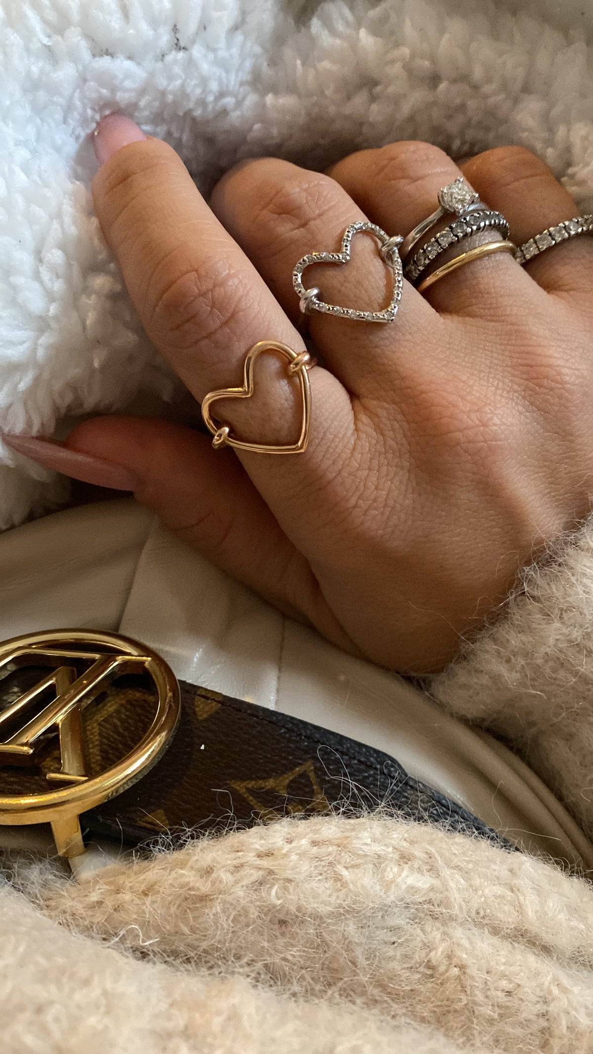 SPARKLING OPEN HEART RING
